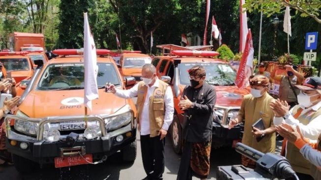 Diawali Seremoni Pecah Kendi, Gerakan Mobil Masker Meluncur di Bali