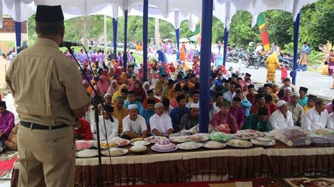 Tradisi Makan Bersama Bubur Asyura di Siak usai Sekampung Berpuasa