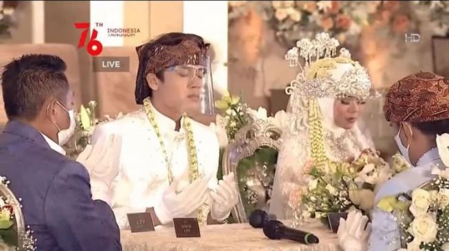Pernikahan Rizky Billar dan Lesti Kejora [Foto: Matamata.com]
