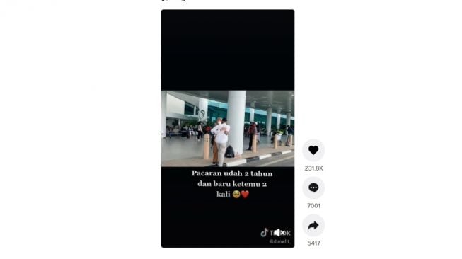 Pacaran virtual langgeng bikin iri warganet. [TikTok]