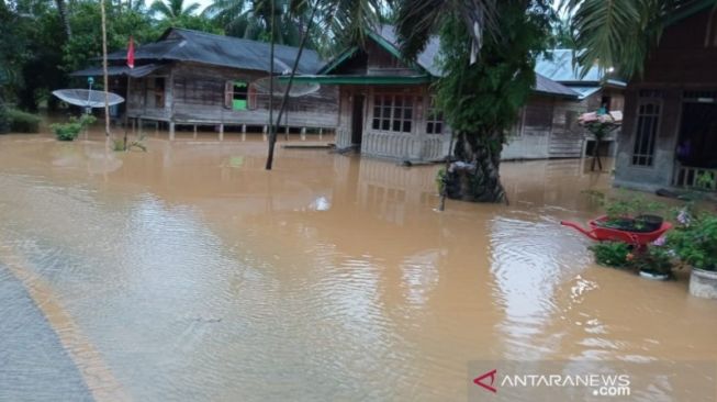 Banjir Rendam 7 Desa di Mandailing Natal