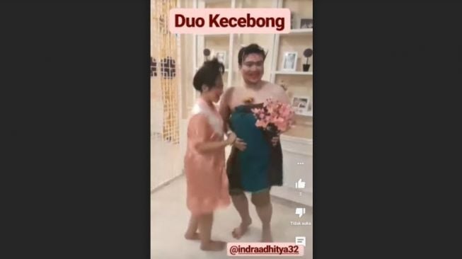 Artis Didandani Nyeleneh saat Bridal Shower. [Instagram]