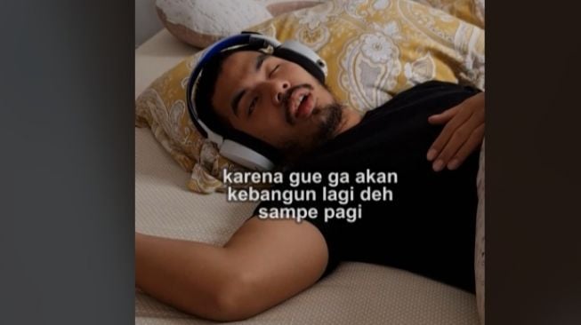 Suami tak tega lihat istri begadang demi anak, beli alat bantu tak terduga (Tiktok0