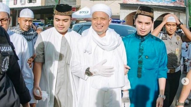 Ustaz Arifin Ilham [instagram]