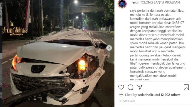 Kondisi mobil yang mengejar Toyota Fortuner ugal-ugalan di jalan (Instagram)