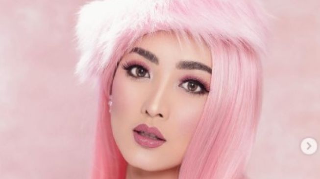 Pemotretan Natasha Wilona Serba Pink  (Instagram/@natashawilona12)