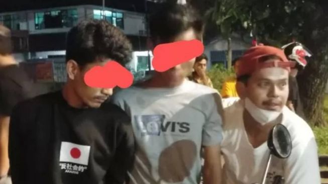 Bawa Ganja Saat Balap Liar, Dua Pemuda di Padang Diciduk Polisi