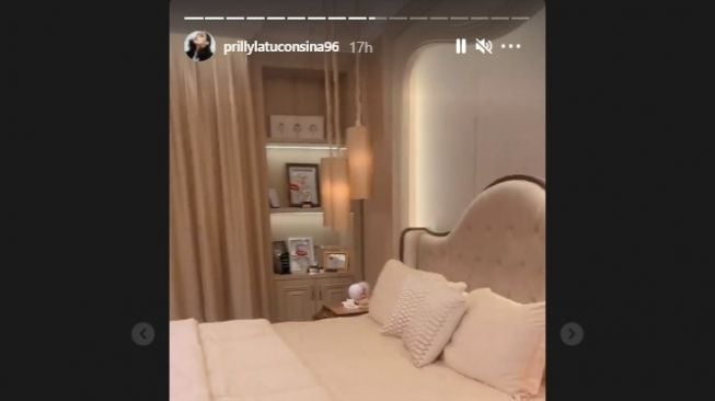 Suasana kamar Prilly Latuconsina (Instagram)