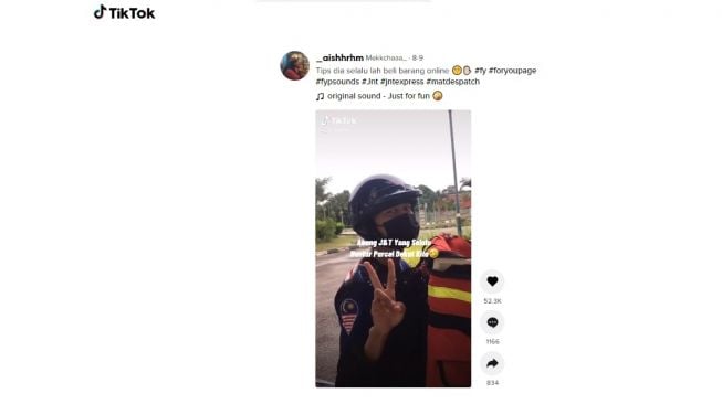 Pengantar paket jatuh cinta dengan customernya. [TikTok]