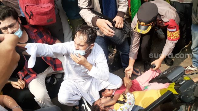Demo Imigran Afghanistan di Jakarta Dibubarkan Polisi, 10 Anak Diamankan