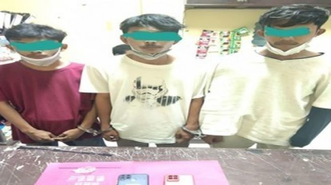 Kantongi Sabu, 3 Pemuda Asal Kuantan Hlir Kuansing Diringkus