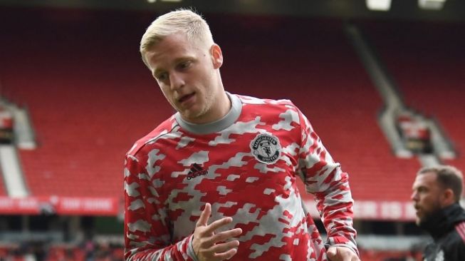 Solskjaer Minta Donny van de Beek Tak Usah Banyak Mengeluh