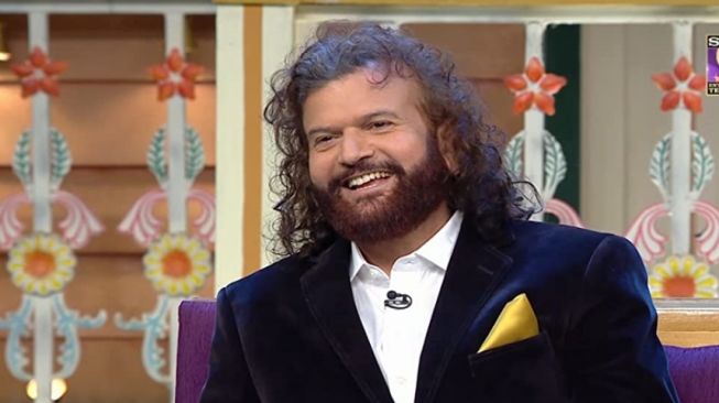 Han Raj Hans. [IMDb]