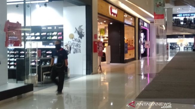 Antusiasnya Warga Solo Usai Gibran Perbolehkan Mall Beroperasi dengan Pembatasan