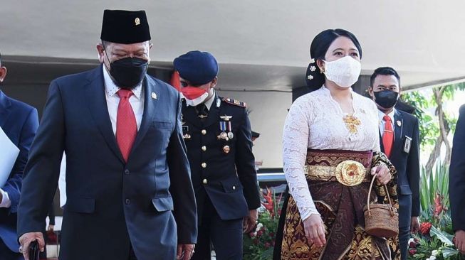 Busana Puan Maharani di Sidang Paripurna DPR Dipuji Pakar Busana Indah dan Anggun