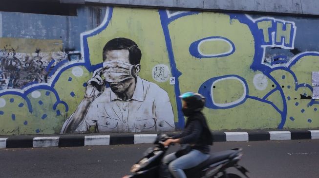 Mural Mirip Presiden Jokowi di Flyover Pasupati Mendadak Hilang