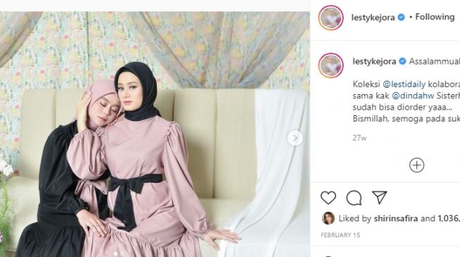 Adu Pesona Syar'i Lesti Kejora dan Dinda Hauw. [Instagram/lestykejora/dindahw]