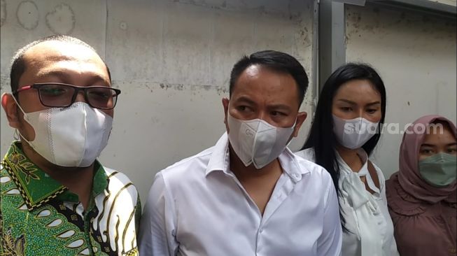 Berkas Belum Disusun, Vonis Kasus Vicky Prasetyo Ditunda Hakim