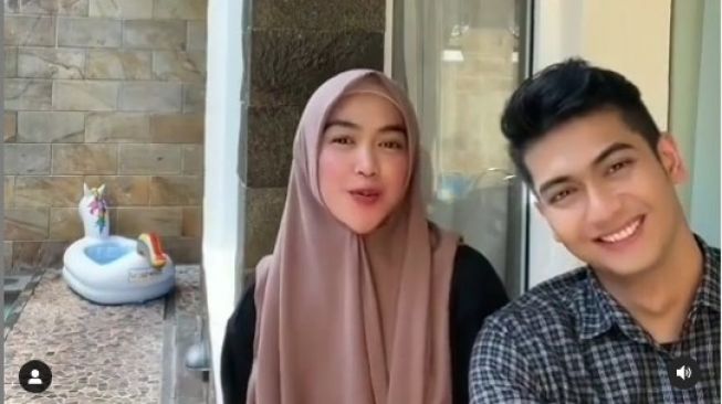 Ria Ricis dan Teuku Ryan Bakal Menikah Ahkir Tahun, Rakesh Bocorkan Baju Pernikahan