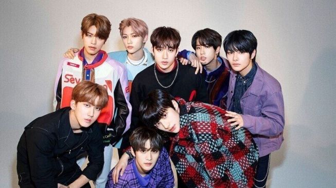 Back Door Jadi MV Kedua Stray Kids yang Sukses Tembus 200 Juta Views!