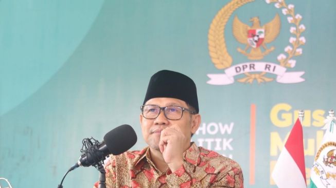 Kumpulan Berita ISU PENDIDIKAN: Gus Muhaimin Beri Perhatian pada Isu