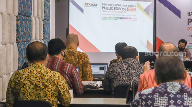 Suasana jalannya Rapat Umum Pemegang Saham (RUPS) PT Arkadia Digital Media Tbk yang digelar di Jambuluwuk Thamrin Hotel, Jakarta, Jumat (27/8/2021). [Suara.com/Alfian Winanto]