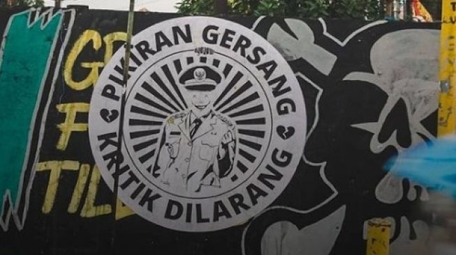 Mural 'Pikiran Gersang Kritik Dilarang' di Mojokerto, Warganet: Besok Pasti Sudah Dicat