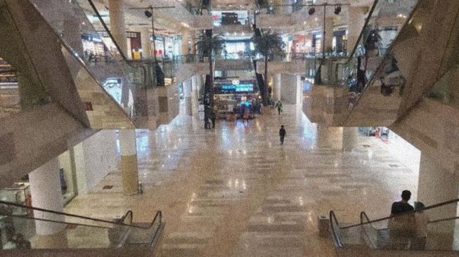 PPKM Diperpanjang Hingga 13 September 2021, Dine In di Mall Berubah Jadi 60 Menit