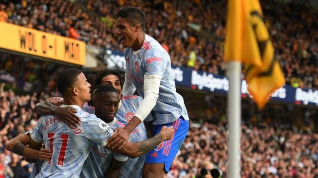 Para pemain Manchester United merayakan gol ke gawang Wolverhampton. (Foto: AFP)