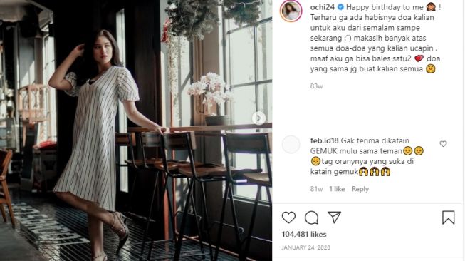 Gaya OOTD Ochi Rosdiana. [Instagram/ochi24]