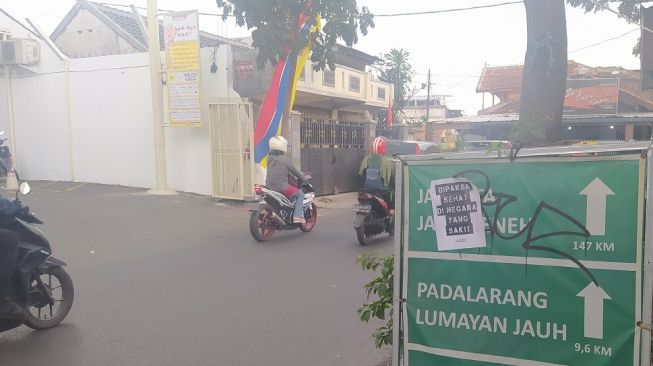 Muncul Selebaran 'Dipaksa Sehat di Negara yang Sakit', Akademisi Minta Pemerintah Tak Abai