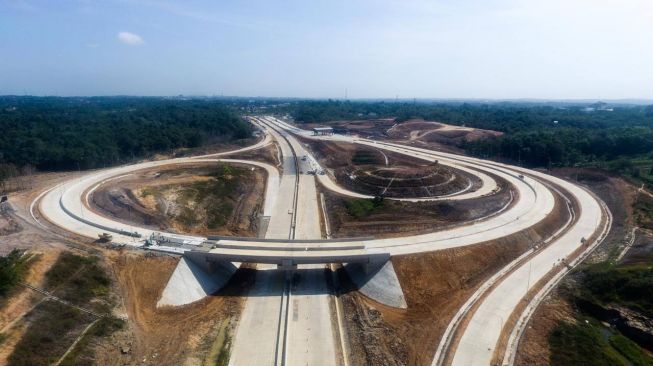 Resmi Dibuka, Berikut Peningkatan Kendaraan di Tol Balsam Beserta Tarif Barunya!