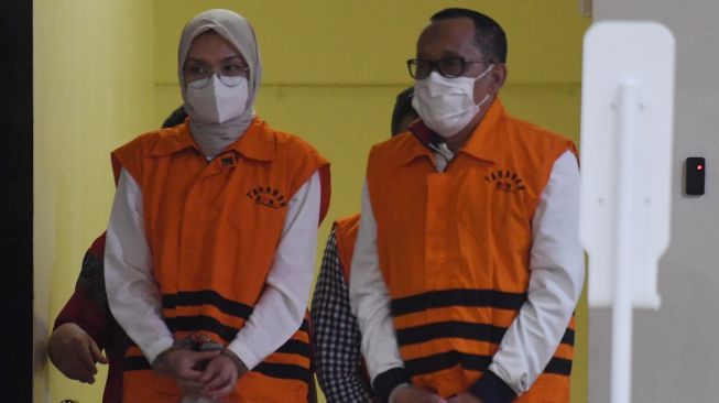 Update Kasus Suap Bupati Probolinggo, KPK Periksa Tiga Eks Ajudan Hasan Aminuddin
