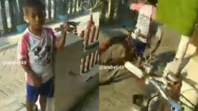 Viral Bocah Jualan Bawang Demi Bantu Orang Tua, Keliling Naik Sepeda Tanpa Alas Kaki