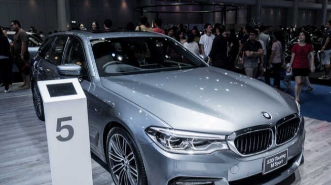 Cek Harga BMW 530i Luxury Terkini, Spesifikasi, dan Fiturnya
