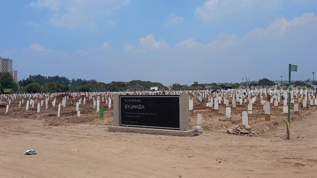 Sempat Ambles, Sejumlah Makam di TPU Rorotan Sudah Diperbaiki Petugas