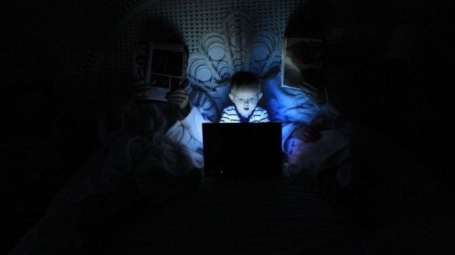 China Batasi Penggunaan Internet Terhadap Anak di Bawah Usia 18 Tahun