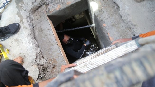 Ada Ruangan Misterius di Terowongan Peninggalan Belanda yang Ditemukan di Bogor