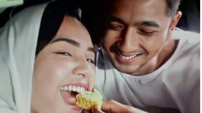 Potret Mesra Amanda Manopo dan Arya Saloka. [Instagram/aryamandasaloka]