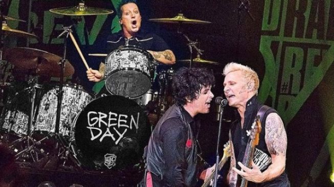 Daftar Lagu Green Day yang Hits dan Liriknya, Hafalkan Buat Nonton ...