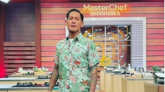 Potret Chef Juna di MasterChef Indonesia. [Instagram/storyjuna]