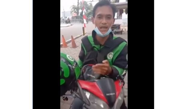 Niat menolong malah jadi buntung, hanphone ojol raib digondol penumpang (Facebook)