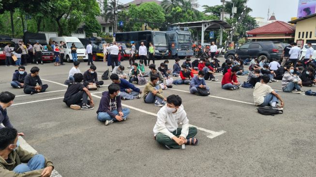 Anak Jakarta Jauh-jauh ke Tangerang Kompakan Buat Tawuran