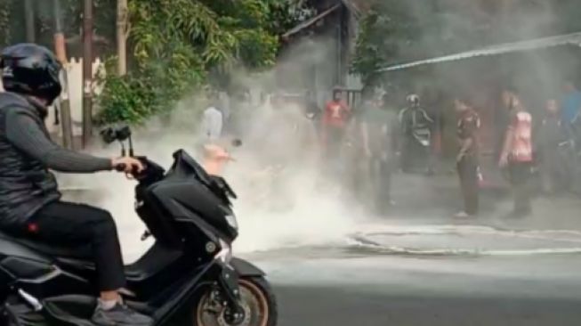 Usai Isi BBM Eceran, Motor di Cianjur Terbakar