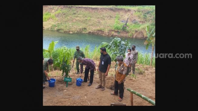 Sriharjo Rawan Bencana Alam, Bupati Bantul Tanami Pohon sebagai Antisipasi