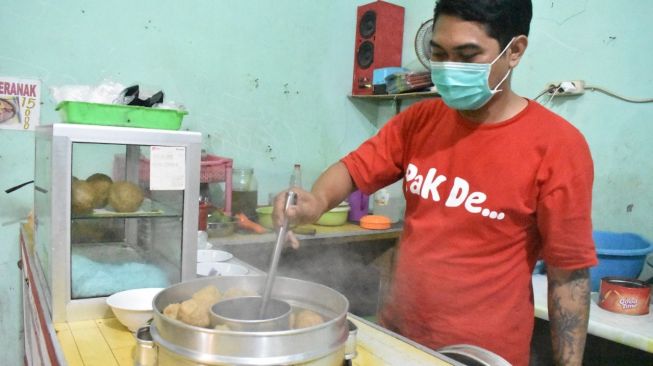 Jalan Pertaubatan Candra, Penjual Bakso di Gresik Eks Napi Narkoba