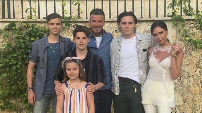 Potret Keluarga David Beckham dan Victoria Beckham yang Kompak dan Harmonis (Instagram)