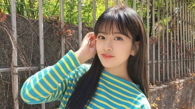 Usai Jang Wonyoung, Ahn Yujin Eks IZ*ONE Juga Dikonfirmasi Positif COVID-19