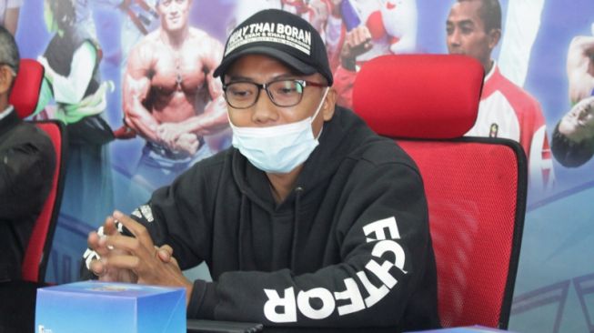 Pelatih tim muaythai Jawa Barat Fathan Alghifari. [ANTARA/Bagus Ahmad Rizaldi]