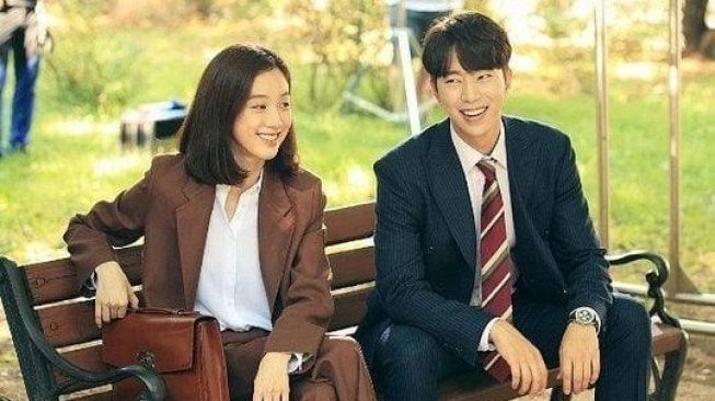 Sinopsis Witch at Court: Upaya Jung Ryeo Won Usut Kasus Pelecehan Seksual